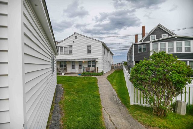 6 Dingle Rd Unit 4, York, ME 03909
