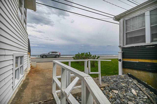 6 Dingle Rd Unit 4, York, ME 03909