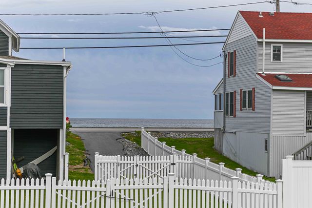 6 Dingle Rd Unit 4, York, ME 03909