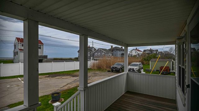 6 Dingle Rd Unit 4, York, ME 03909