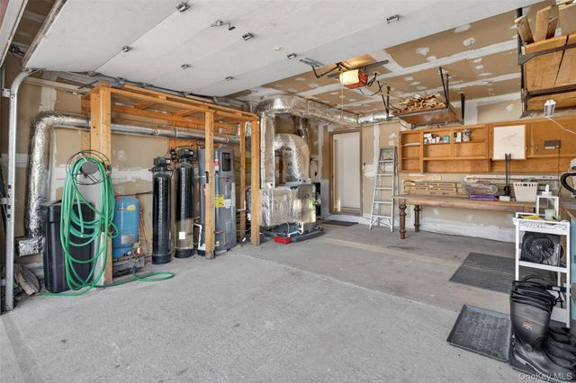 1073 Indian Springs Road, Pine Bush, NY 12566