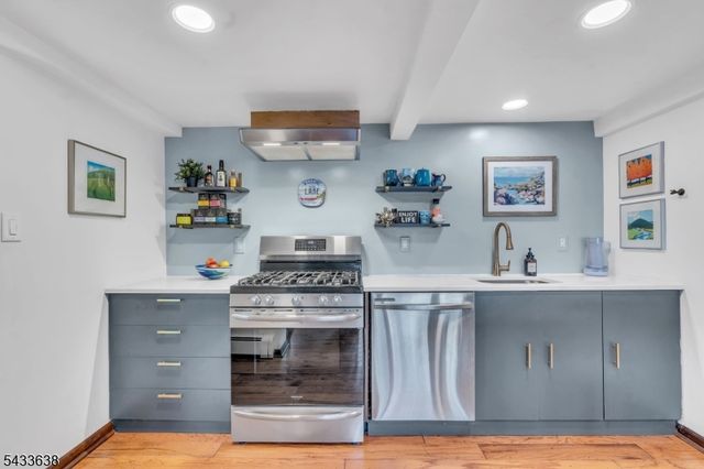 12 E Shore Rd, Denville Twp., NJ 07834