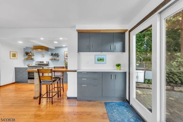 12 E Shore Rd, Denville Twp., NJ 07834