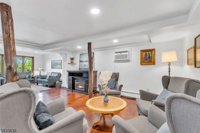 12 E Shore Rd, Denville Twp., NJ 07834
