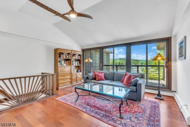 12 E Shore Rd, Denville Twp., NJ 07834