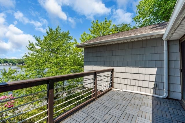 12 E Shore Rd, Denville Twp., NJ 07834