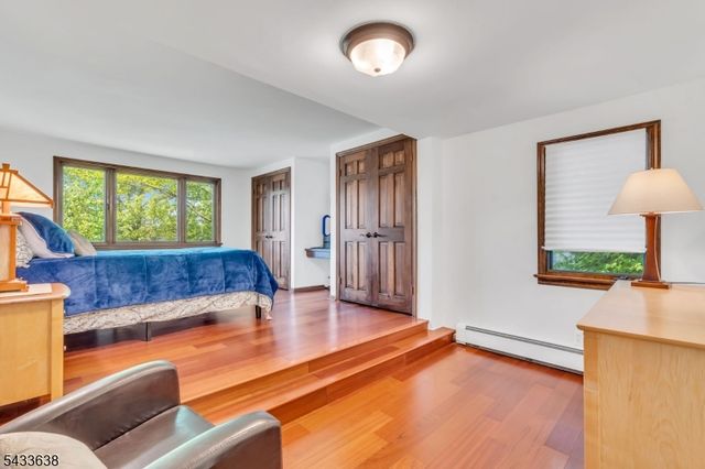 12 E Shore Rd, Denville Twp., NJ 07834