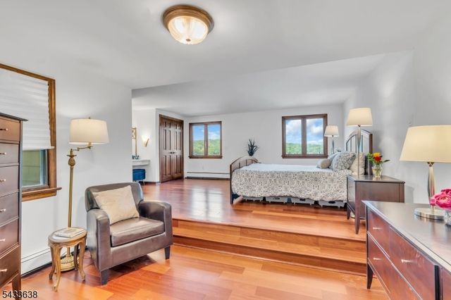 12 E Shore Rd, Denville Twp., NJ 07834