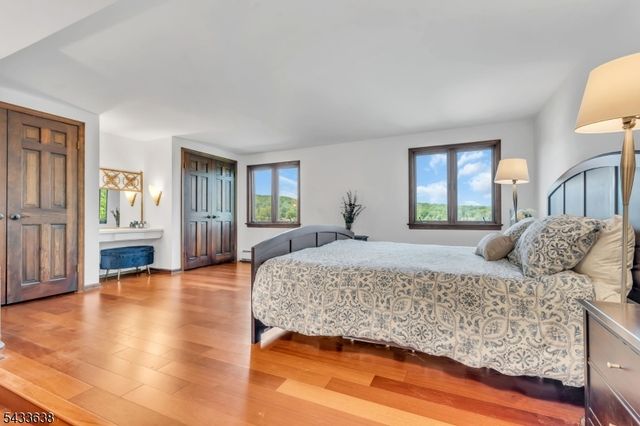 12 E Shore Rd, Denville Twp., NJ 07834