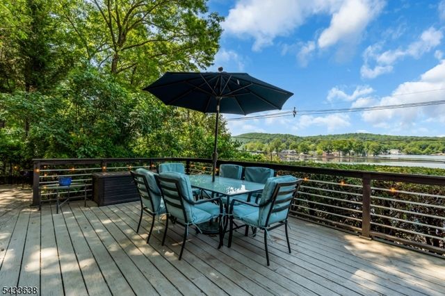 12 E Shore Rd, Denville Twp., NJ 07834