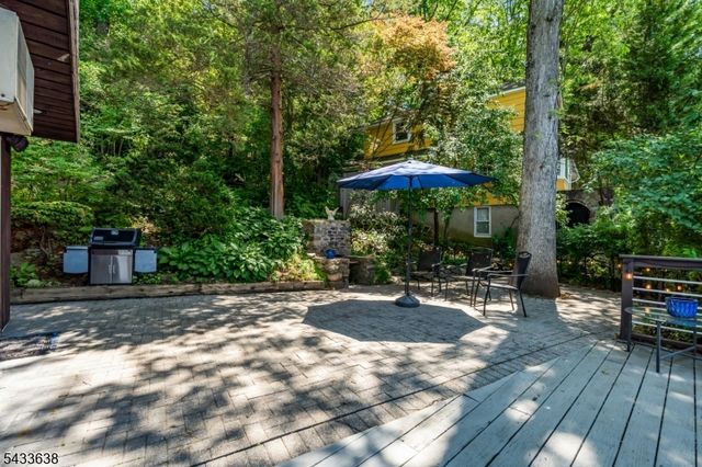 12 E Shore Rd, Denville Twp., NJ 07834