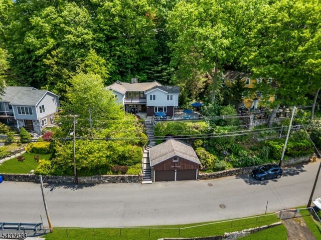 12 E Shore Rd, Denville Twp., NJ 07834
