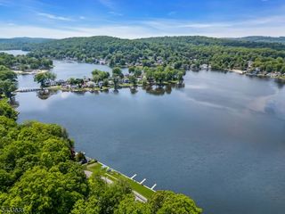 12 E Shore Rd, Denville Twp., NJ 07834