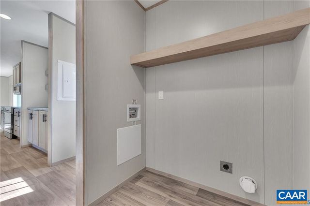 1390 MICKIE TOWN RD, Maidens, VA 23102