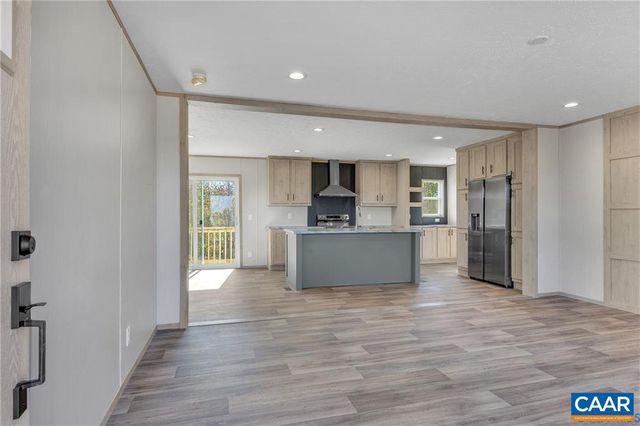 1390 MICKIE TOWN RD, Maidens, VA 23102