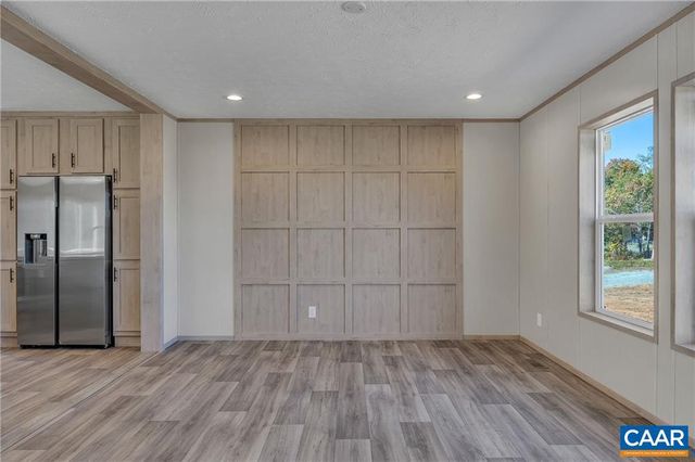 1390 MICKIE TOWN RD, Maidens, VA 23102