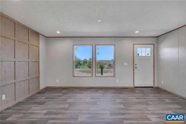 1390 MICKIE TOWN RD, Maidens, VA 23102