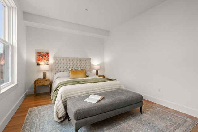 6 Dellmore Rd 2, Boston, MA 02130