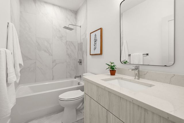 6 Dellmore Rd 2, Boston, MA 02130