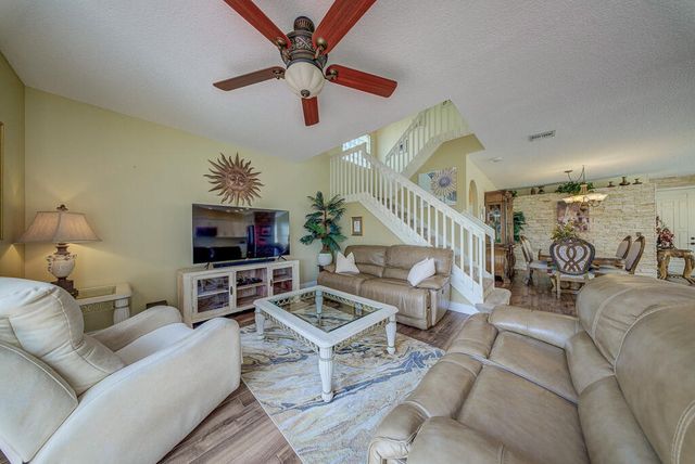 9776 Woodworth Court, Wellington, FL 33414