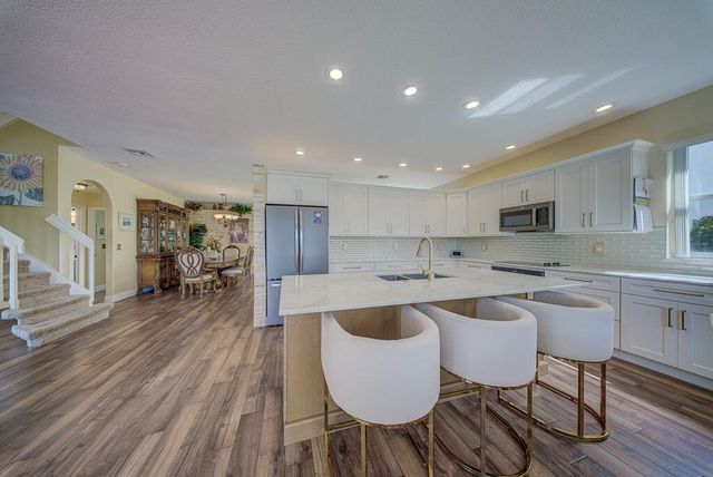 9776 Woodworth Court, Wellington, FL 33414