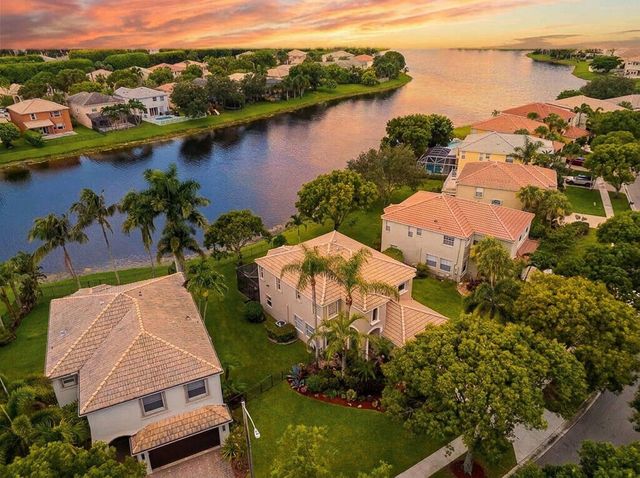 9776 Woodworth Court, Wellington, FL 33414