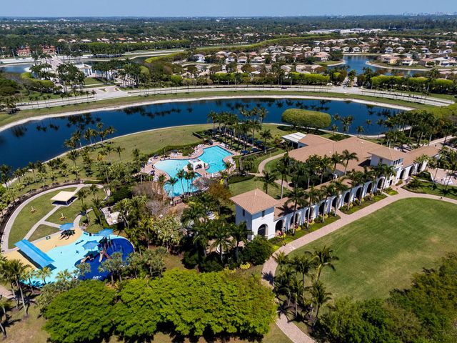9776 Woodworth Court, Wellington, FL 33414