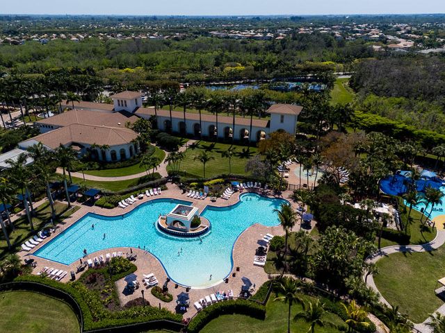 9776 Woodworth Court, Wellington, FL 33414