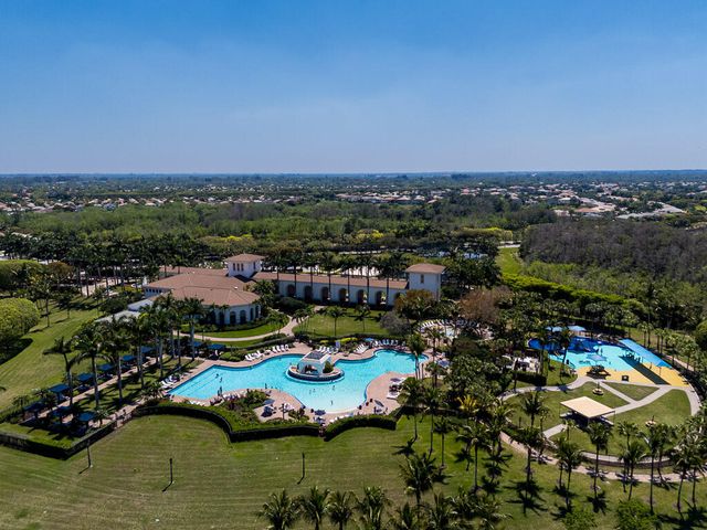 9776 Woodworth Court, Wellington, FL 33414