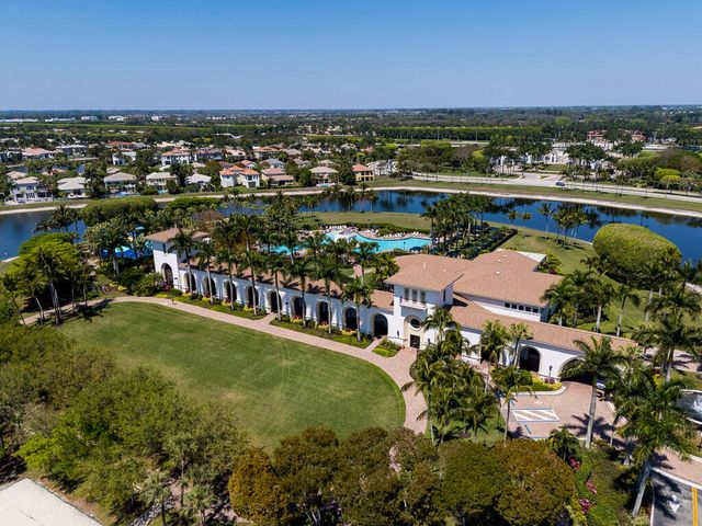9776 Woodworth Court, Wellington, FL 33414