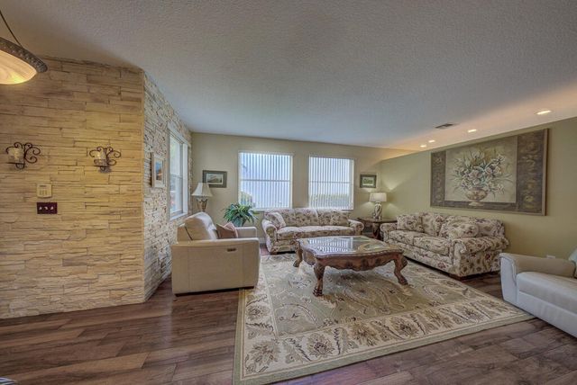 9776 Woodworth Court, Wellington, FL 33414