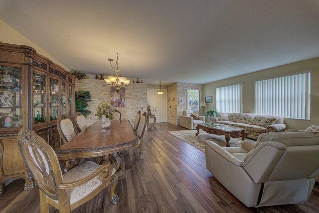 9776 Woodworth Court, Wellington, FL 33414