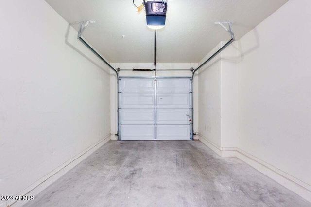 160 W COMMERCE Court, Gilbert, AZ 85233