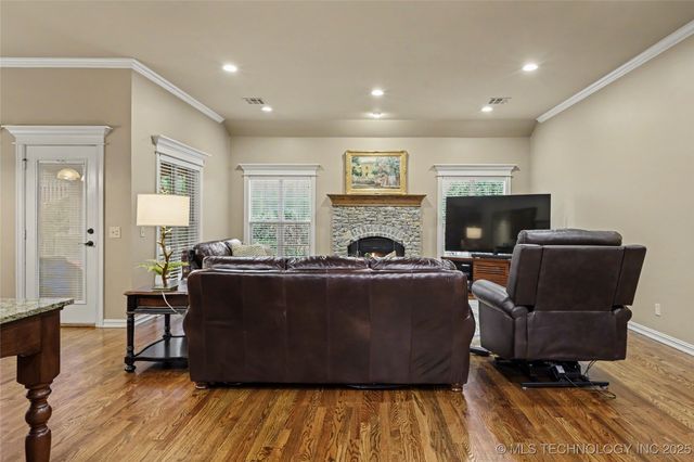 10928 S 77th East Place, Tulsa, OK 74133