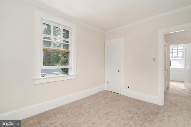 100 W PARK AVE, Hamilton, NJ 08610