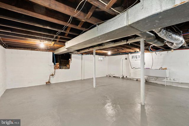 100 W PARK AVE, Hamilton, NJ 08610
