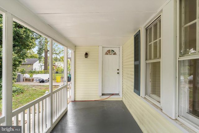 100 W PARK AVE, Hamilton, NJ 08610