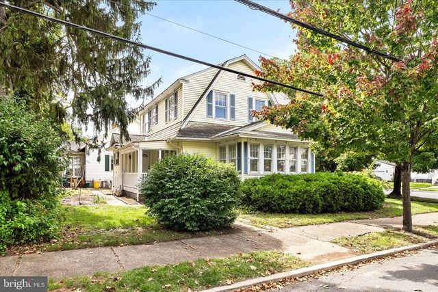 100 W PARK AVE, Hamilton, NJ 08610