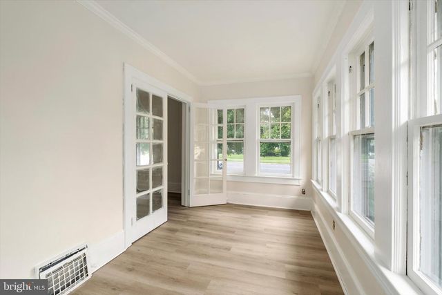 100 W PARK AVE, Hamilton, NJ 08610