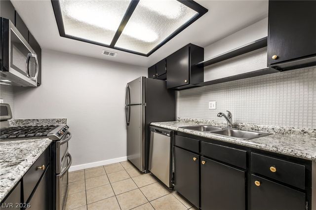 5264 Child Court 90, Las Vegas, NV 89103