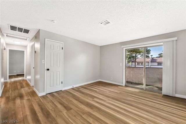 5264 Child Court 90, Las Vegas, NV 89103