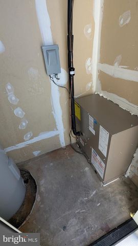 9566 WALKER WAY, Manassas Park, VA 20111