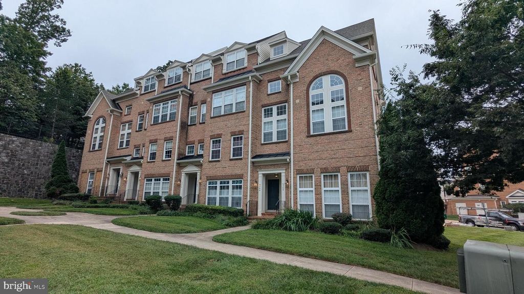 9566 WALKER WAY, Manassas Park, VA 20111