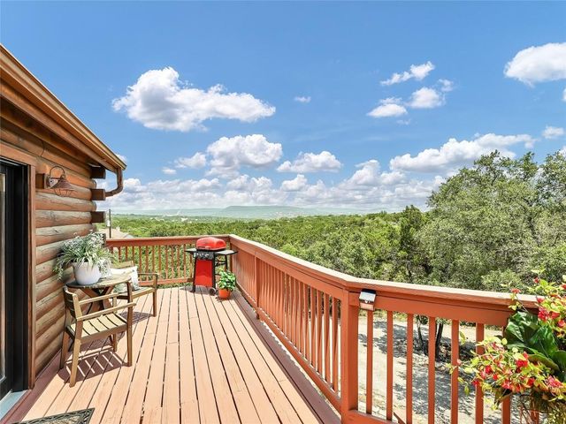 18304 W Reed Parks RD, Jonestown, TX 78645