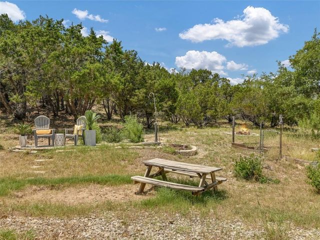 18304 W Reed Parks RD, Jonestown, TX 78645