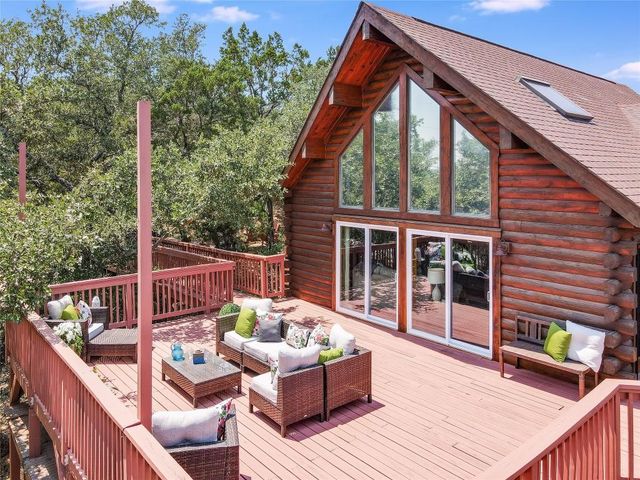 18304 W Reed Parks RD, Jonestown, TX 78645
