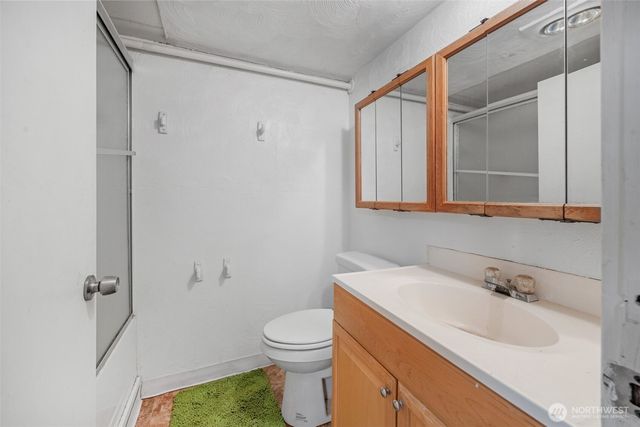 9615 56th Avenue S, Seattle, WA 98118