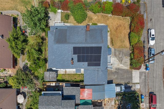 9615 56th Avenue S, Seattle, WA 98118