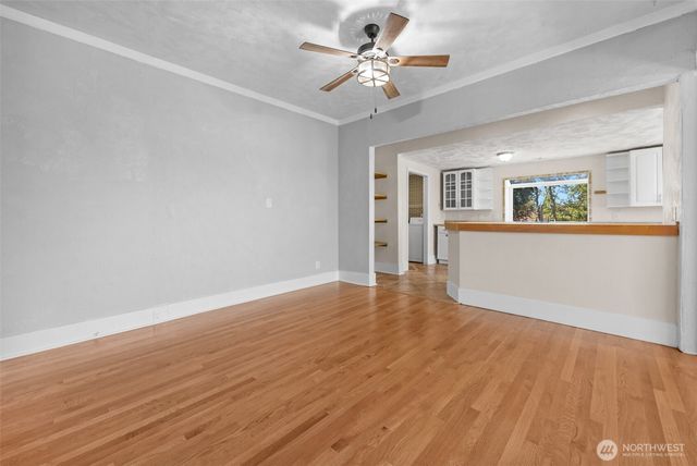 9615 56th Avenue S, Seattle, WA 98118