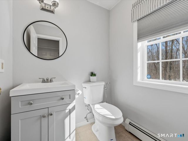 24 Fairway Drive 9, Ledyard, CT 06339